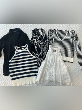 Women’s Tops Bundle size small